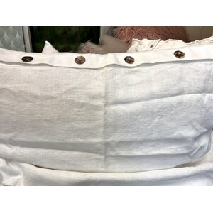 Arte Pura pitkulainen luonnonvalkoinen tyynynpäällinen, napit pitkällä sivulla