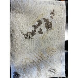 Arte Pura Luonnonvalkoinen tabletti/pöytäliina pitsillä, 40 * 60 cm